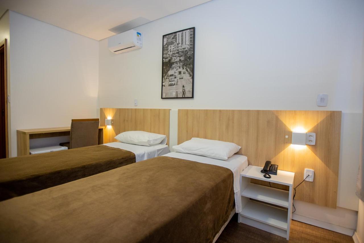 Tri Hotel Chapecó Esterno foto